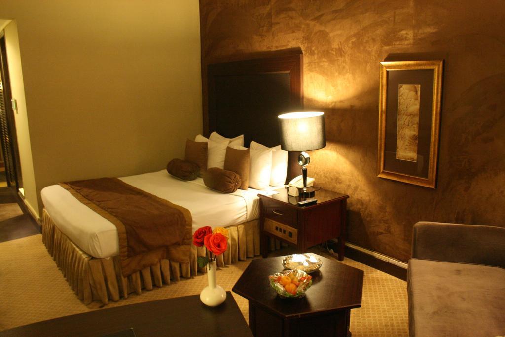 Smart Hotel Lahore Extérieur photo
