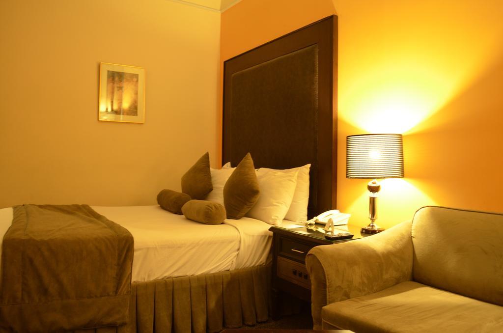 Smart Hotel Lahore Chambre photo