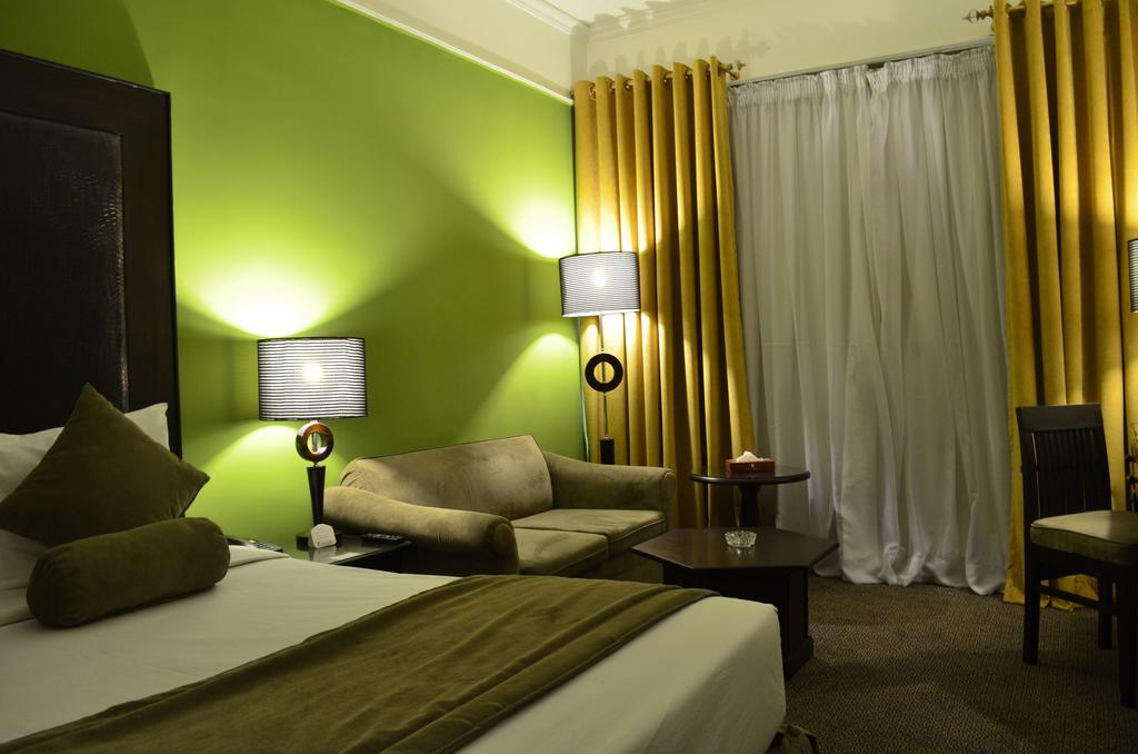Smart Hotel Lahore Chambre photo