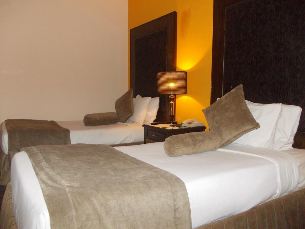 Smart Hotel Lahore Chambre photo