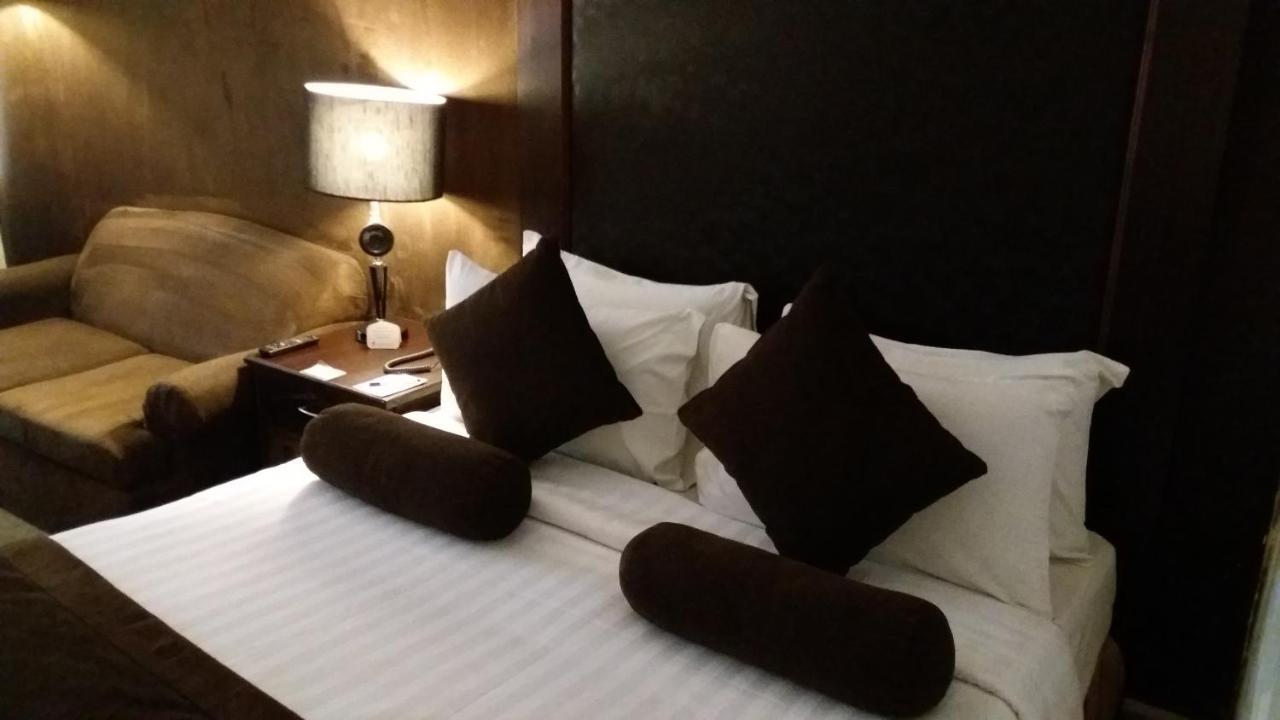 Smart Hotel Lahore Extérieur photo
